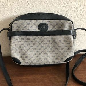 Gucci crossbody purse
